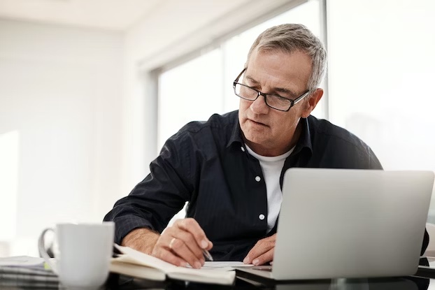 Man doing taxes